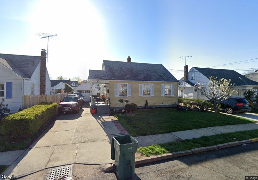 744 Hanson Ave, Perth Amboy, NJ 08861 - photo 1