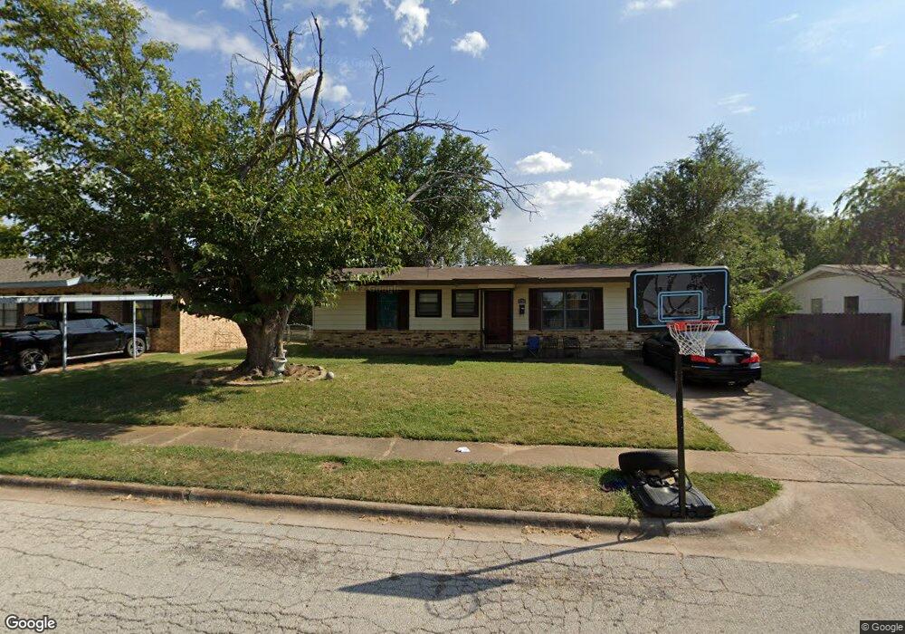 1207 Harvey Dr, Wichita Falls, TX 76302 - photo 1