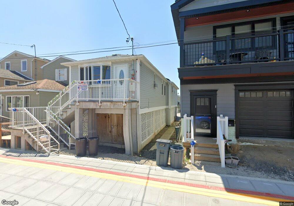 24 W 15th Rd, Broad Channel, NY 11693 - photo 1