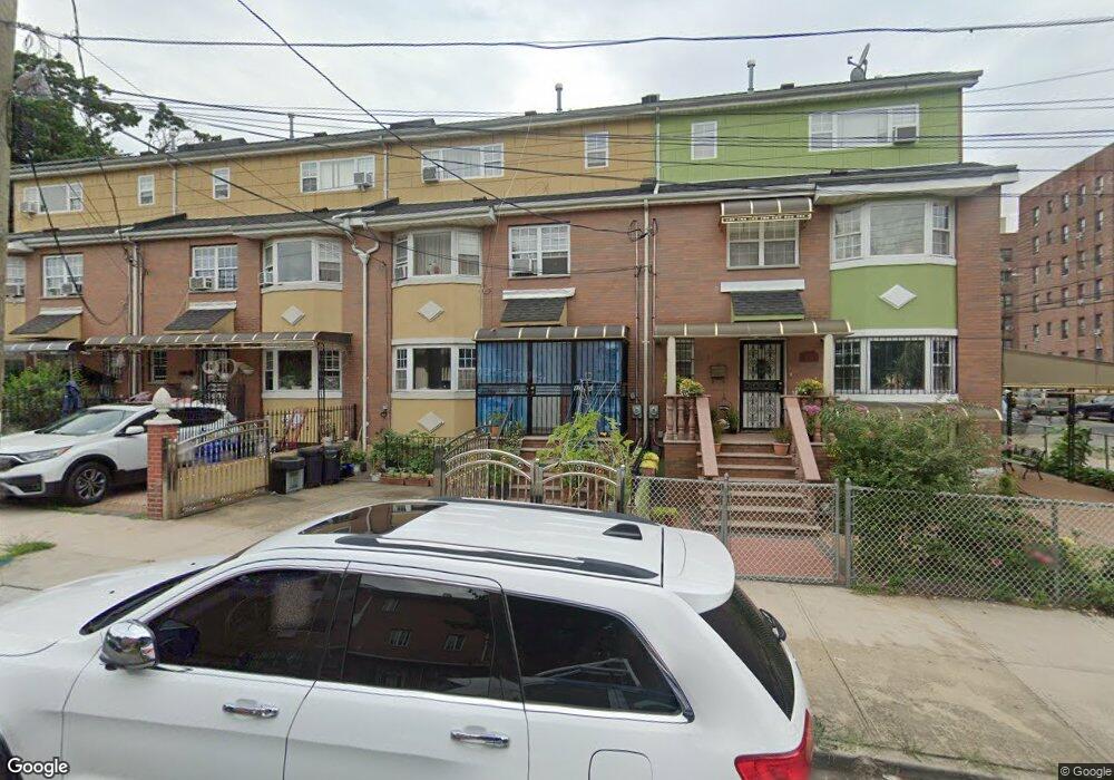 9706 191st St, Hollis, NY 11423 - photo 1