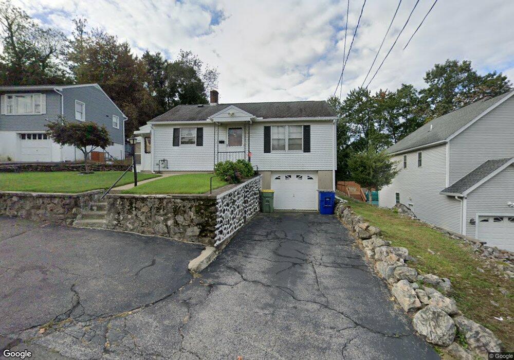 114 Kelsey St, Waterbury, CT 06706 - photo 1