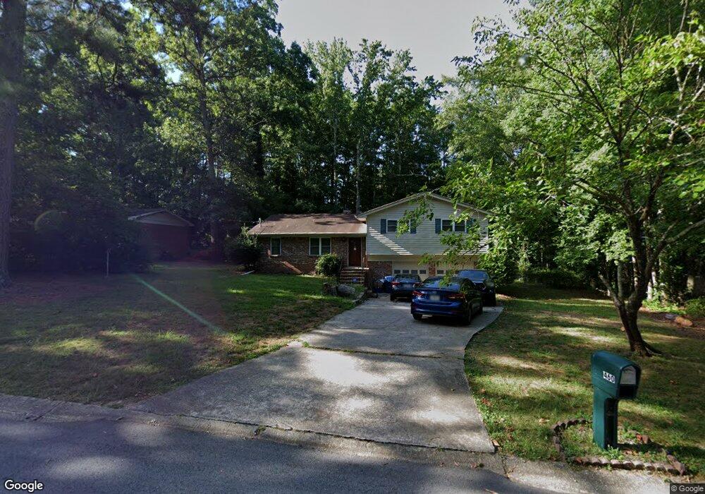 460 Laurel Cir, Tyrone, GA 30290 - photo 1