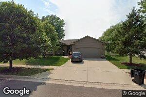 809 S Blaine St, Lennox, SD 57039