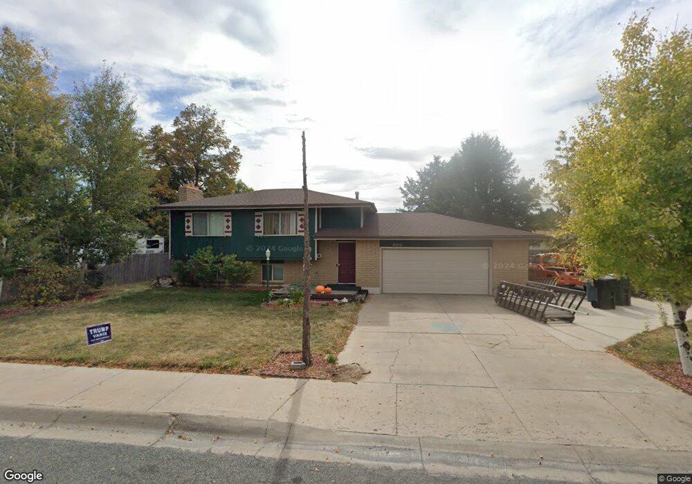 2010 Cheyenne Dr, Scottsbluff, NE 69361 - photo 1