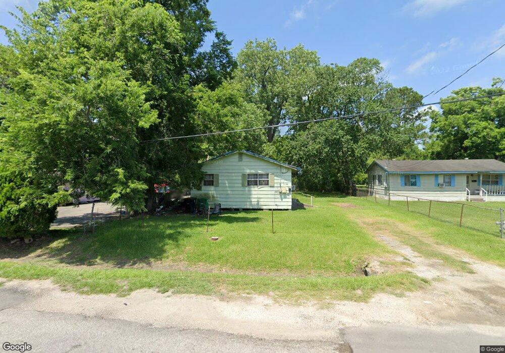 5803 Wayne St, Houston, TX 77026 - photo 1