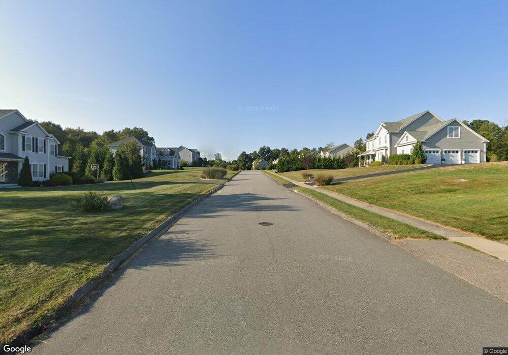 605 Skyline Dr, East Hampton, CT 06424 - photo 1