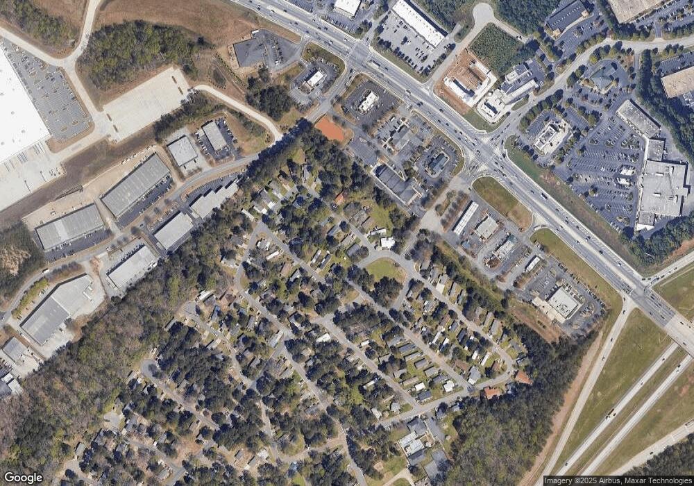 4710 Cherrywood Cir, Buford, GA 30518 - photo 1