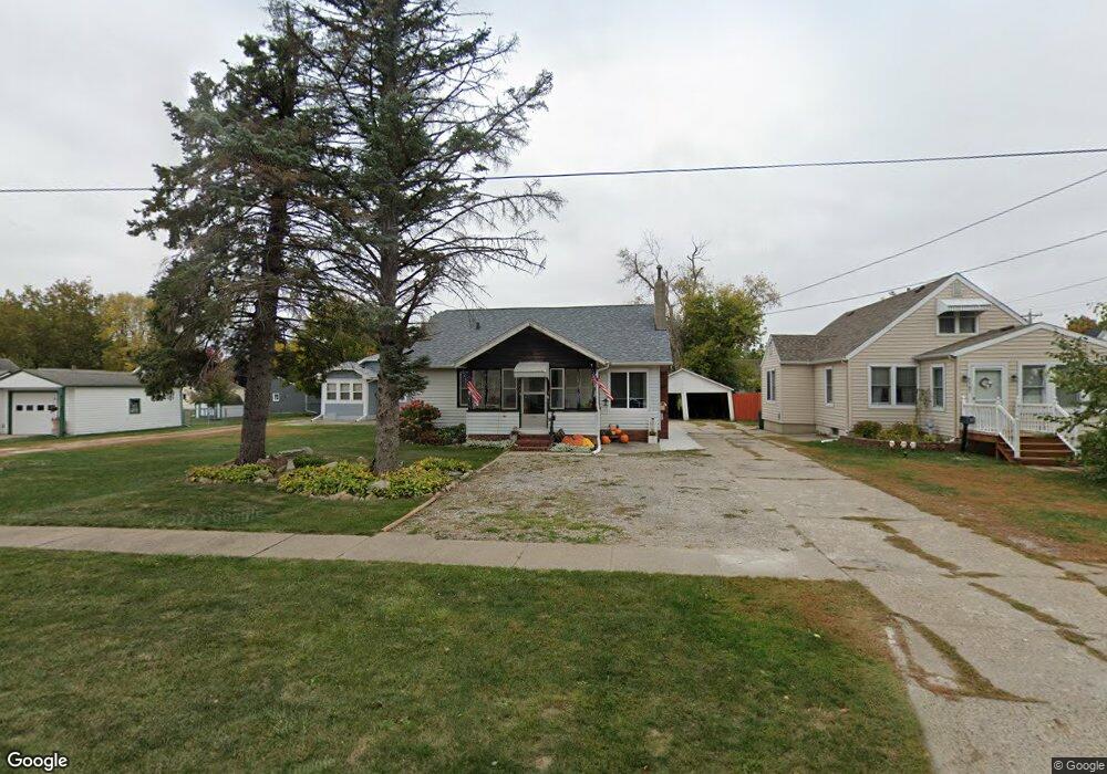 1111 W 6th St S, Newton, IA 50208 - photo 1
