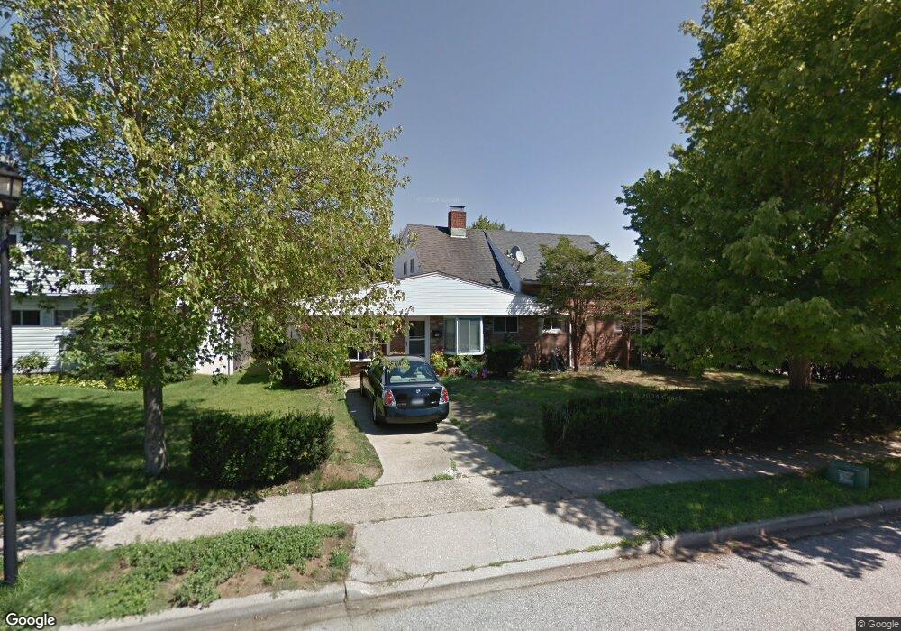 18 Sprucewood Dr, Levittown, NY 11756 - photo 1