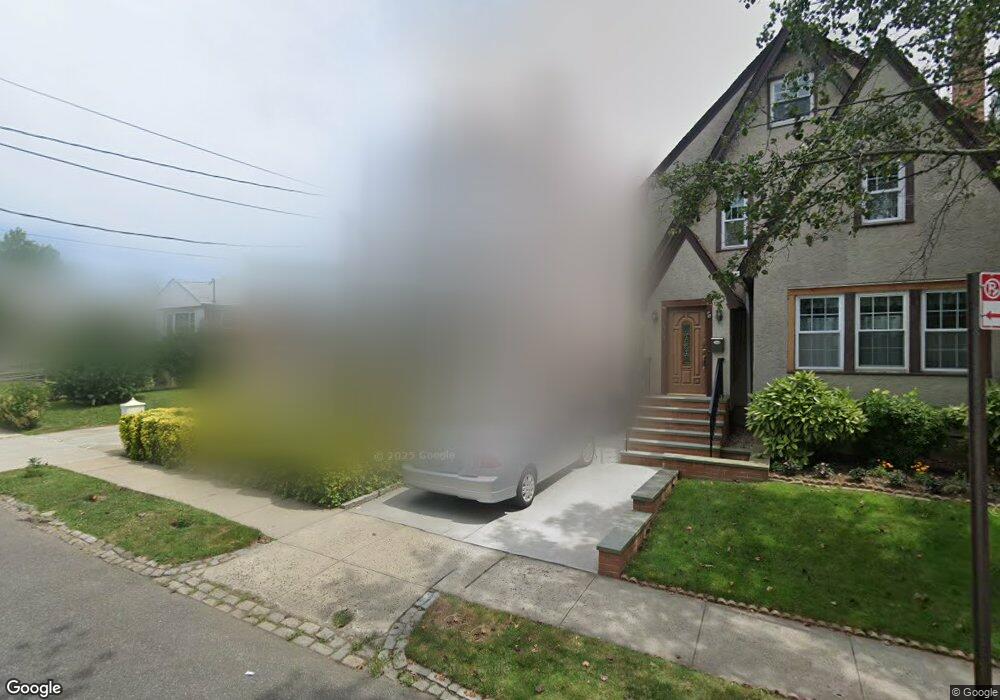 3323 171st St, Flushing, NY 11358 - photo 1