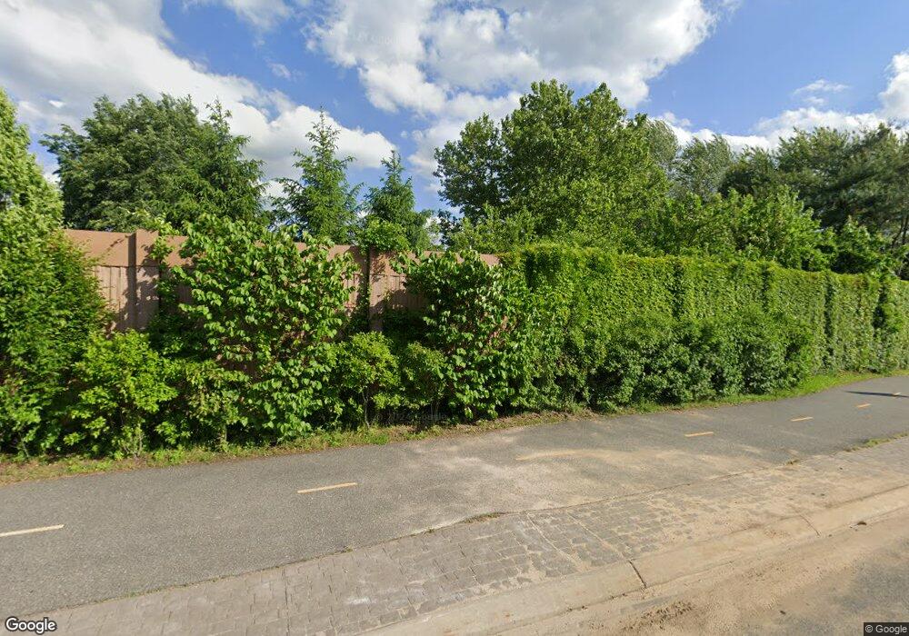 39 W Pond Ct, Smithtown, NY 11787 - photo 1