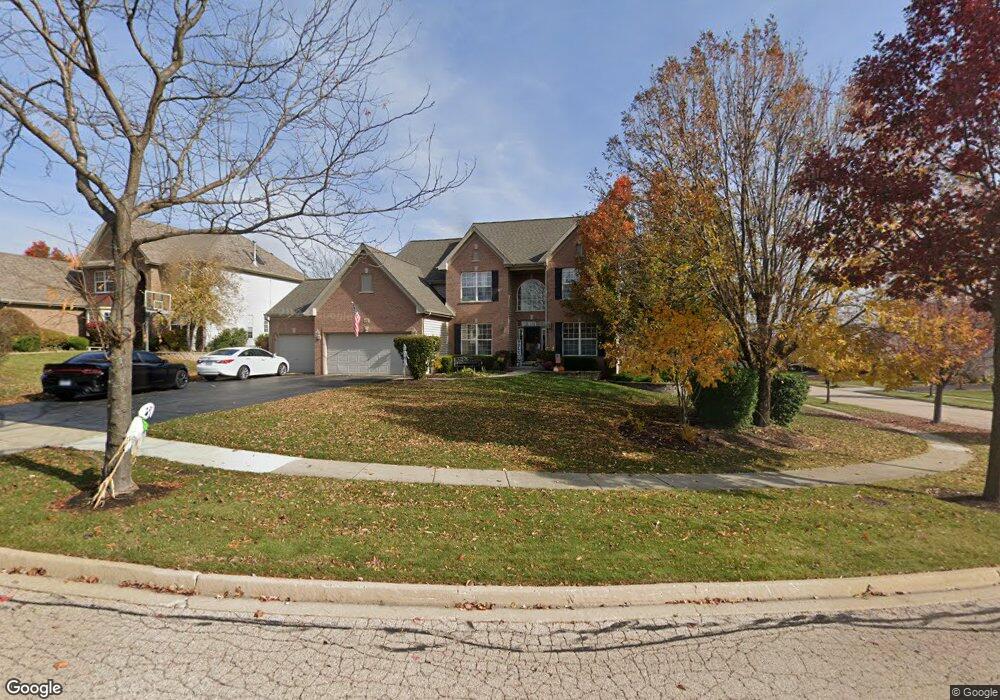 691 Saratoga Cir, Algonquin, IL 60102 - photo 1