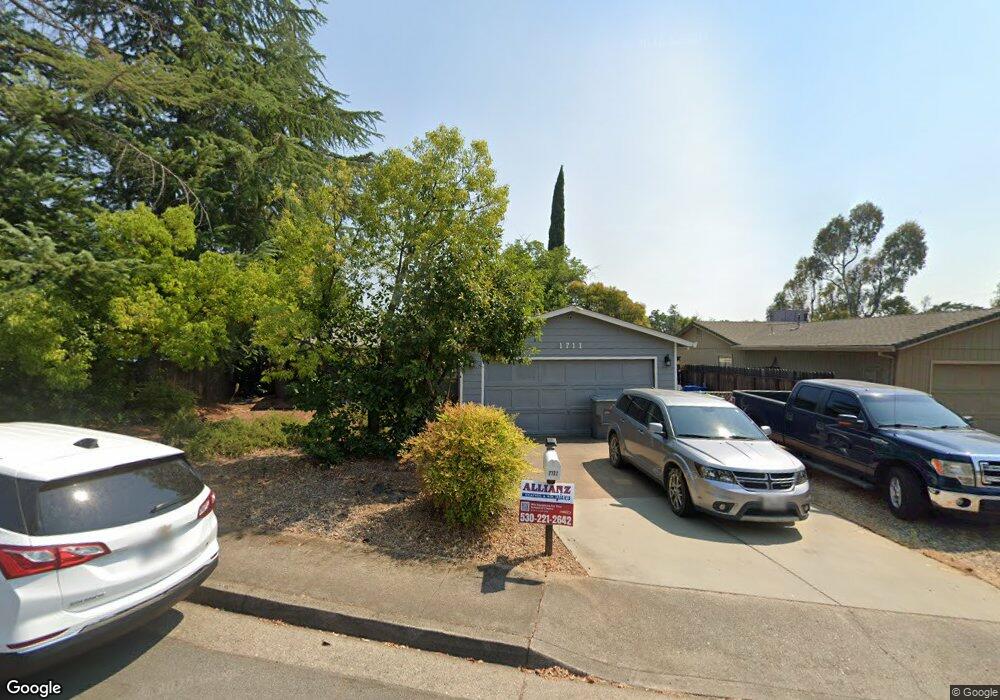 1711 Lazelle Ct, Redding, CA 96002 - photo 1