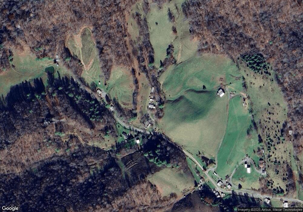 346 Maney Branch Rd, Burnsville, NC 28714 - photo 1