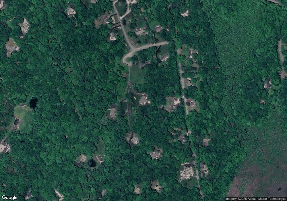 13 Fox Run, Wilton, CT 06897 - photo 1