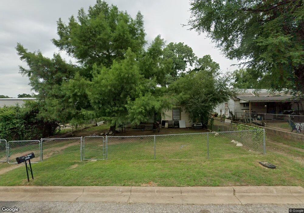 913 Wilde St, Denison, TX 75020 - photo 1