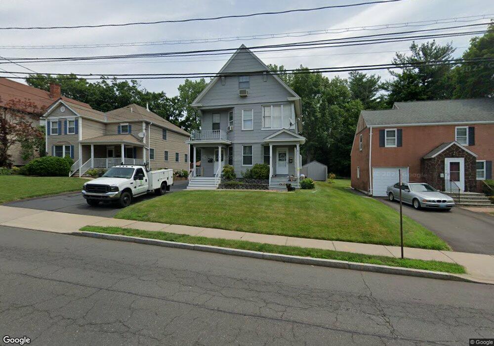 226 Raymond Rd, West Hartford, CT 06107 - photo 1