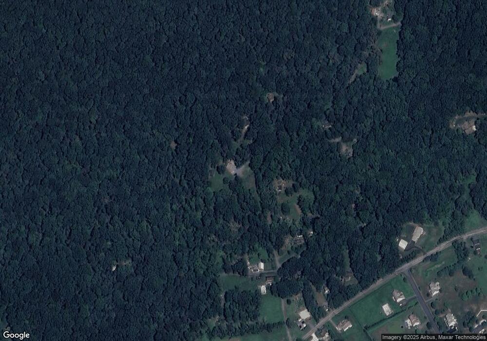 4730 Sheep Rock Rd, Macungie, PA 18062 - photo 1