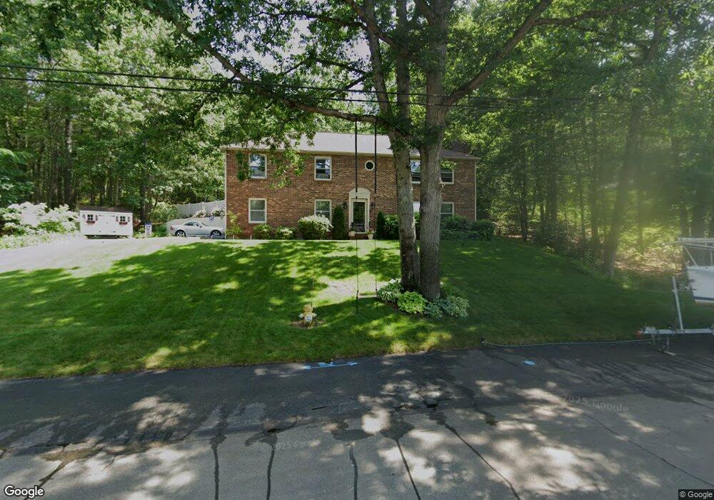 10 Forest Dr, MerriMacK, NH 03054 - photo 1