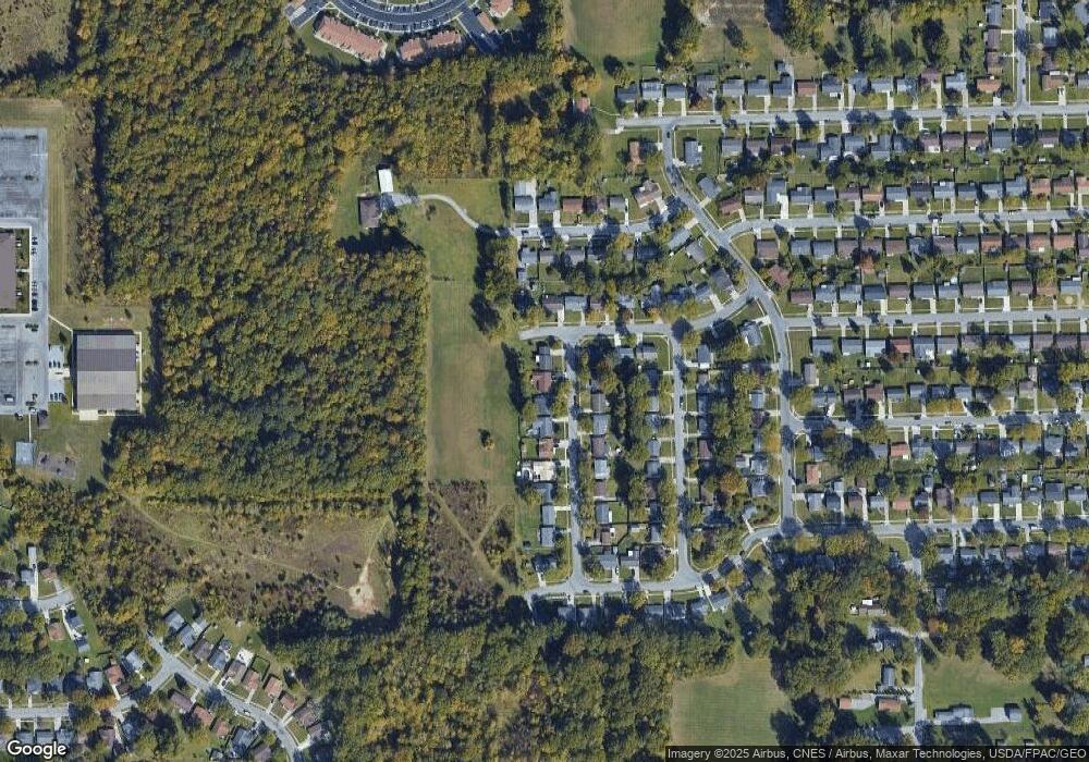 1743 Bermuda Dr, Lima, OH 45801 - photo 1