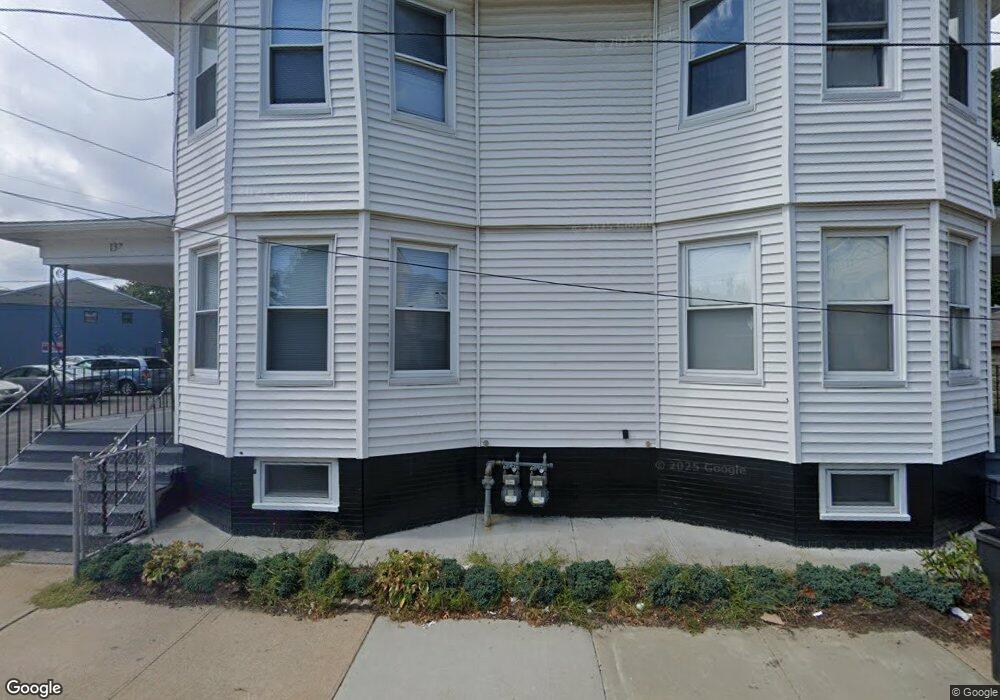 137 Warwick Ave unit 137, Cranston, RI 02905 - photo 1