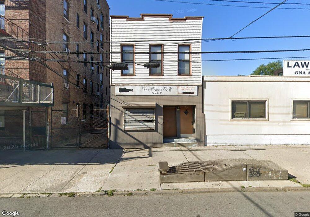 4608 Broadway, Long Island City, NY 11103 - photo 1