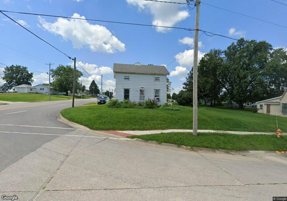 534 S Vine St, West Union, IA 52175 - photo 1