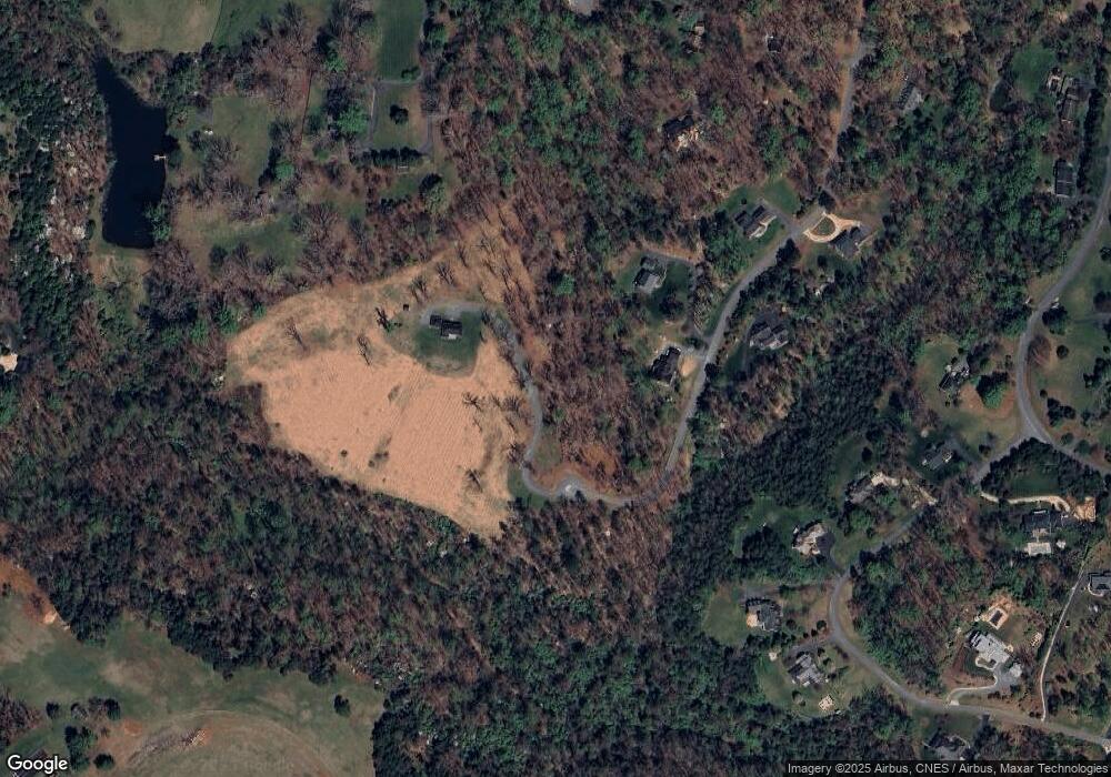 1900 Fox Run Ln, Charlottesville, VA 22901 - photo 1