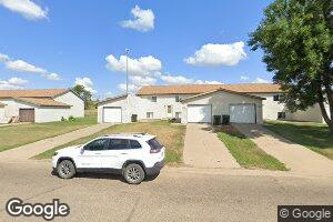 906 Divide St, Hazen, ND 58545
