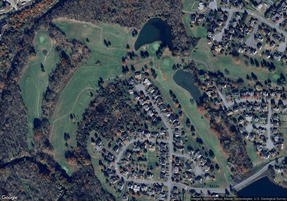 289 Hook Dr, Martinsburg, WV 25405 - photo 1