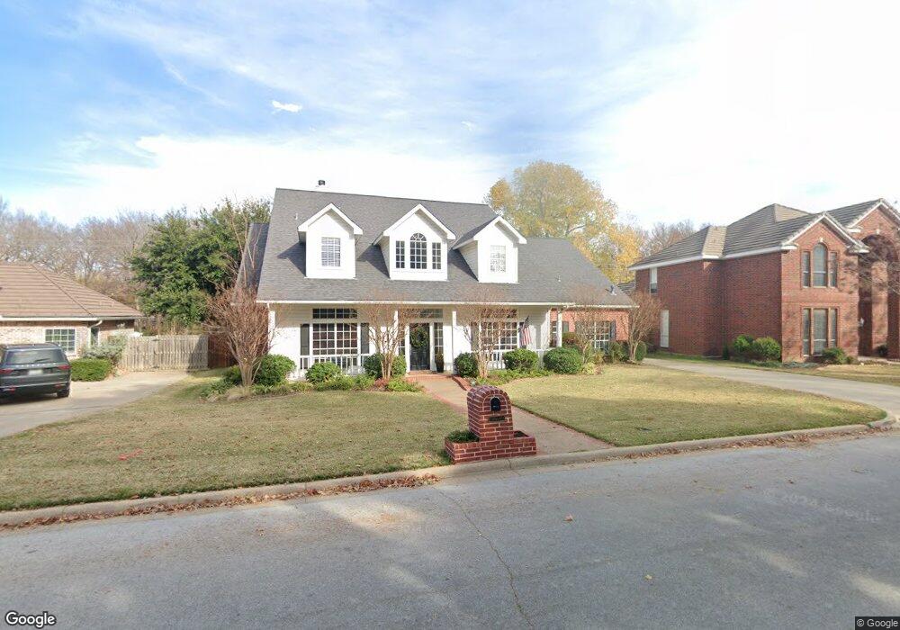 3114 Oakview Dr, Hurst, TX 76054 - photo 1