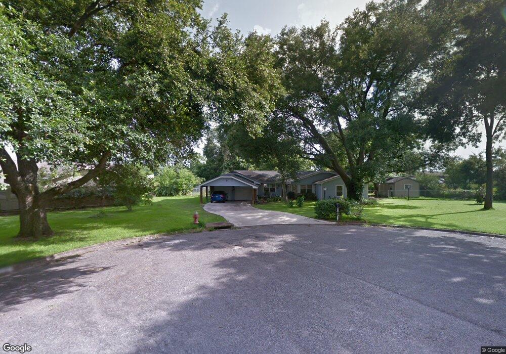 1716 Jones St, Alvin, TX 77511 - photo 1