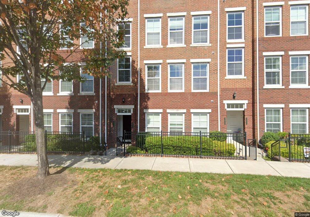 3059 Rittenhouse Cir, Fairfax, VA 22031 - photo 1