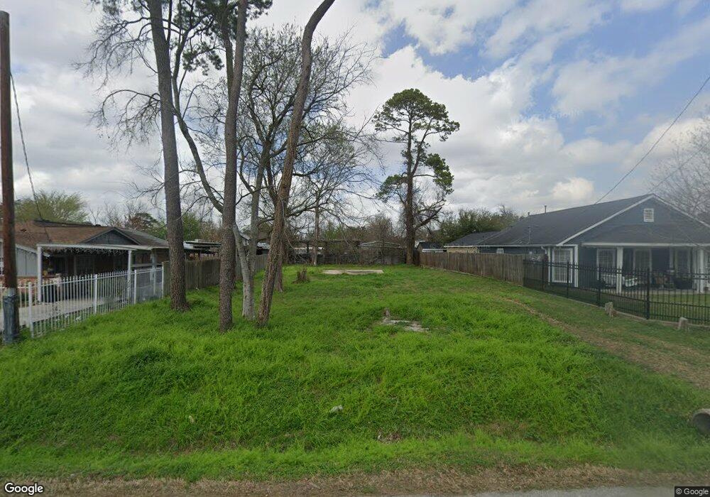 43 Meadow Lea Dr, Houston, TX 77022 - photo 1