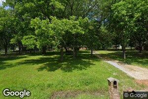 1001 N Osage St, Chouteau, OK 74337
