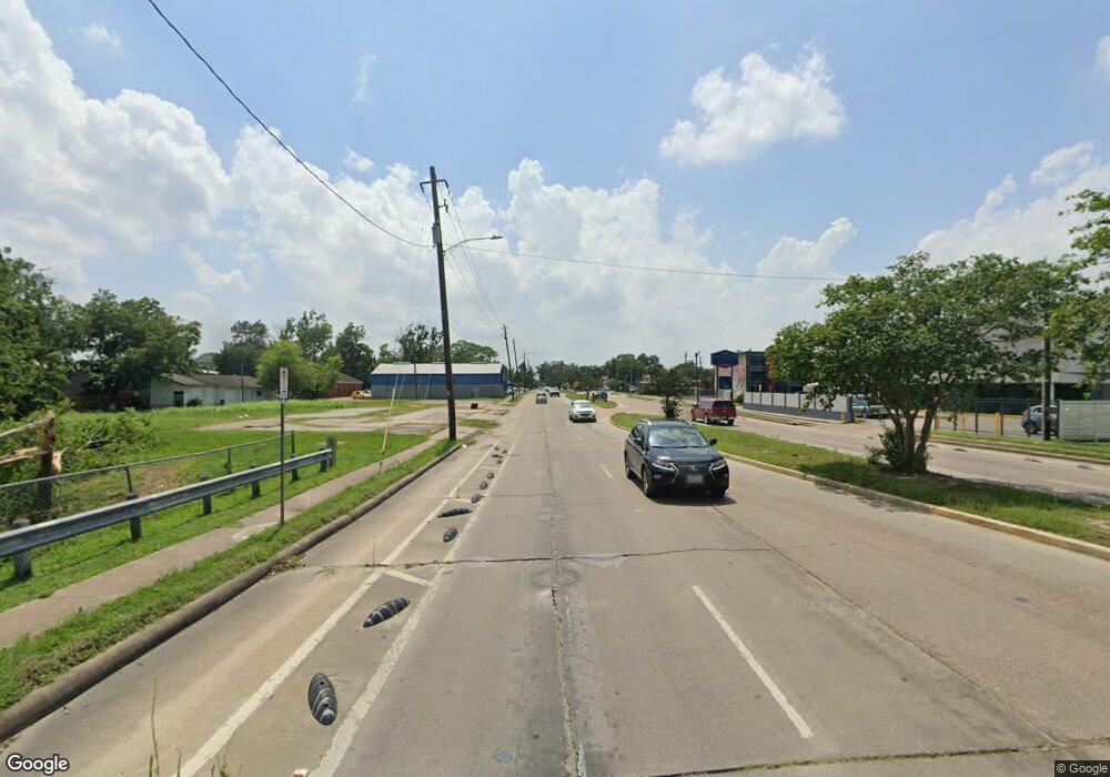 702 W Cavalcade St, Houston, TX 77009 - photo 1