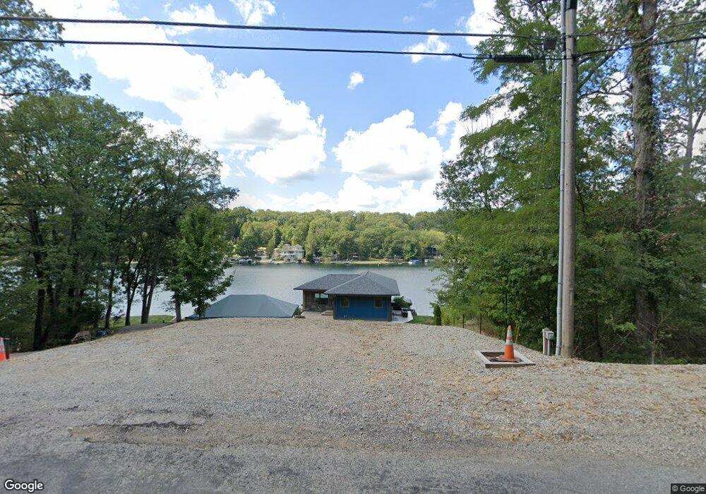 10721 W Grandview Dr, Columbus, IN 47201 - photo 1