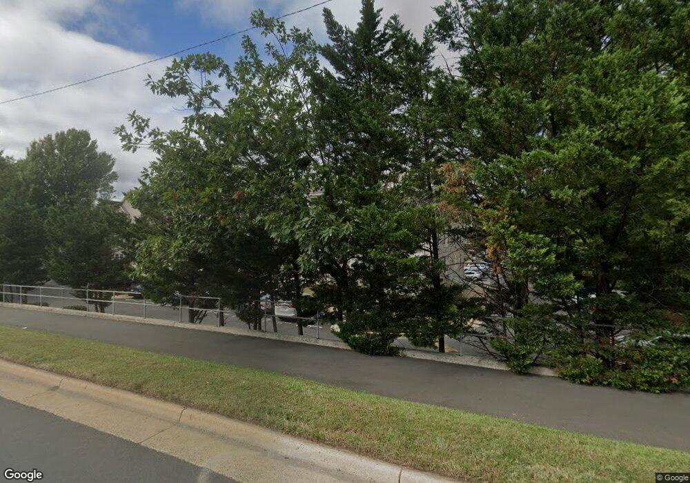 12225 Fairfield House Dr unit 110C, Fairfax, VA 22033 - photo 1