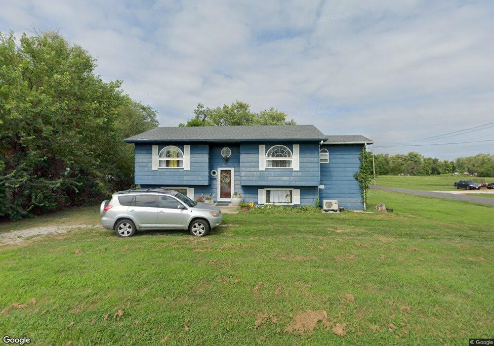 309 N Buchanan St, Moberly, MO 65270 - photo 1