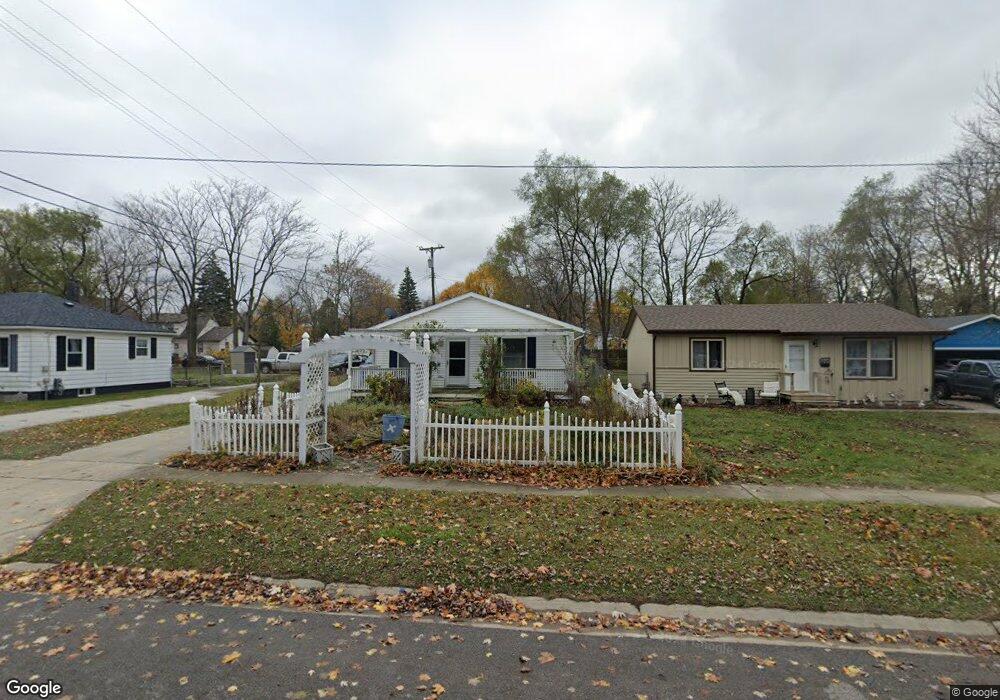 1016 Cypress St, Port Huron, MI 48060 - photo 1