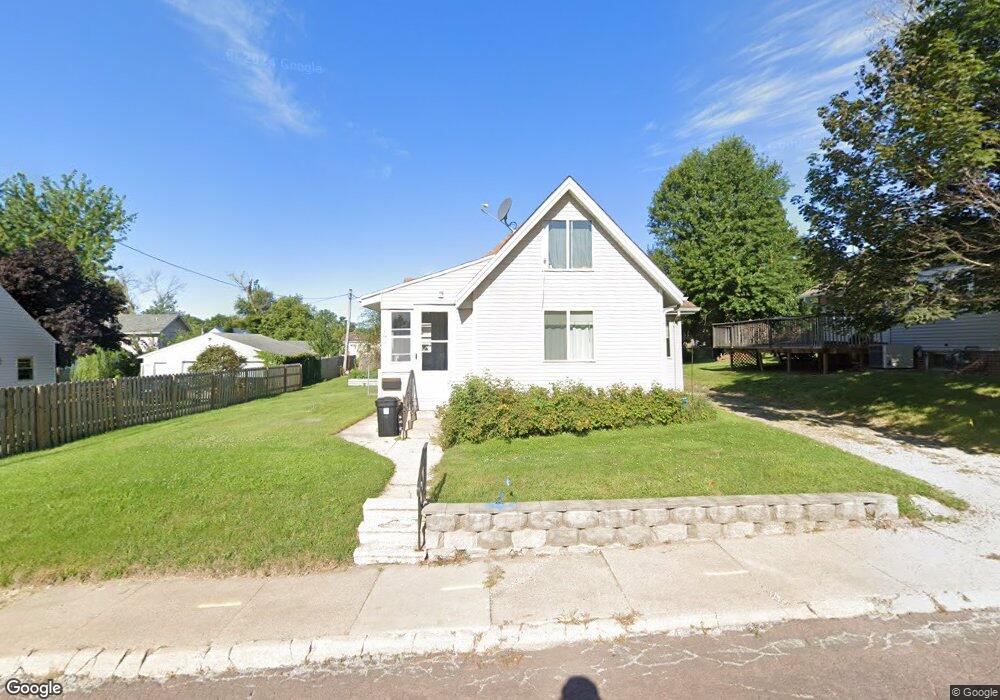 106 N 15th St, Marshalltown, IA 50158 - photo 1