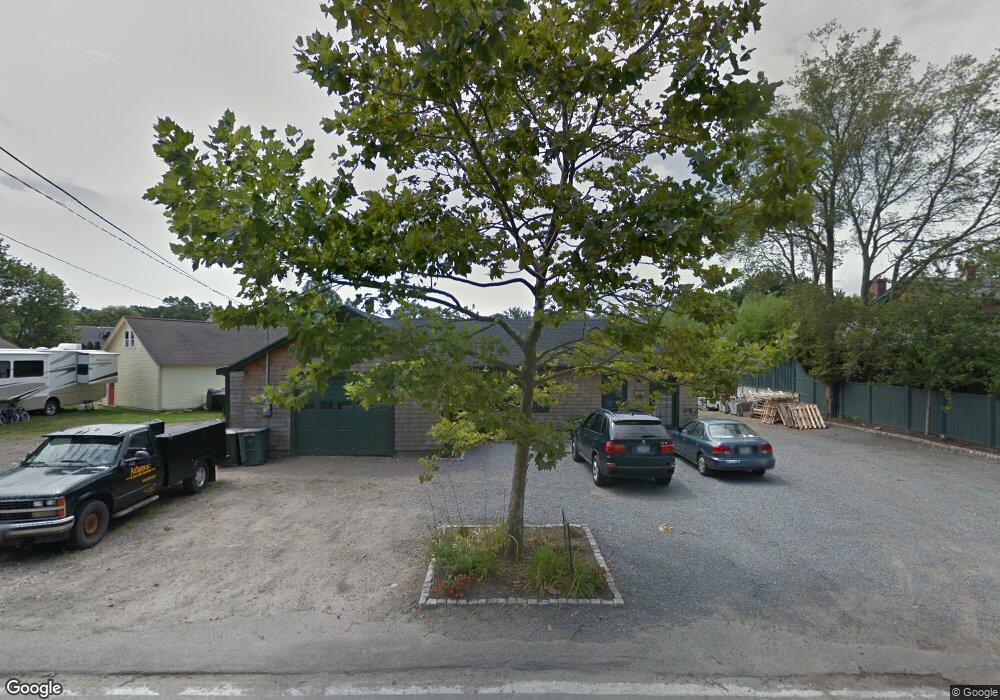 129 Narragansett Ave, Jamestown, RI 02835 - photo 1