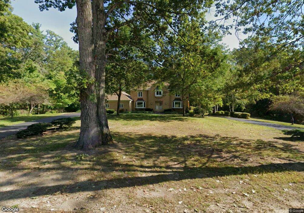 33 Indian Rock Rd, Nashua, NH 03063 - photo 1