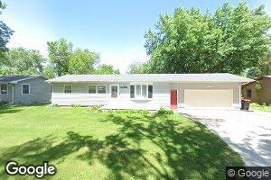 2200 E Sylvan Cir, Brandon, SD 57005