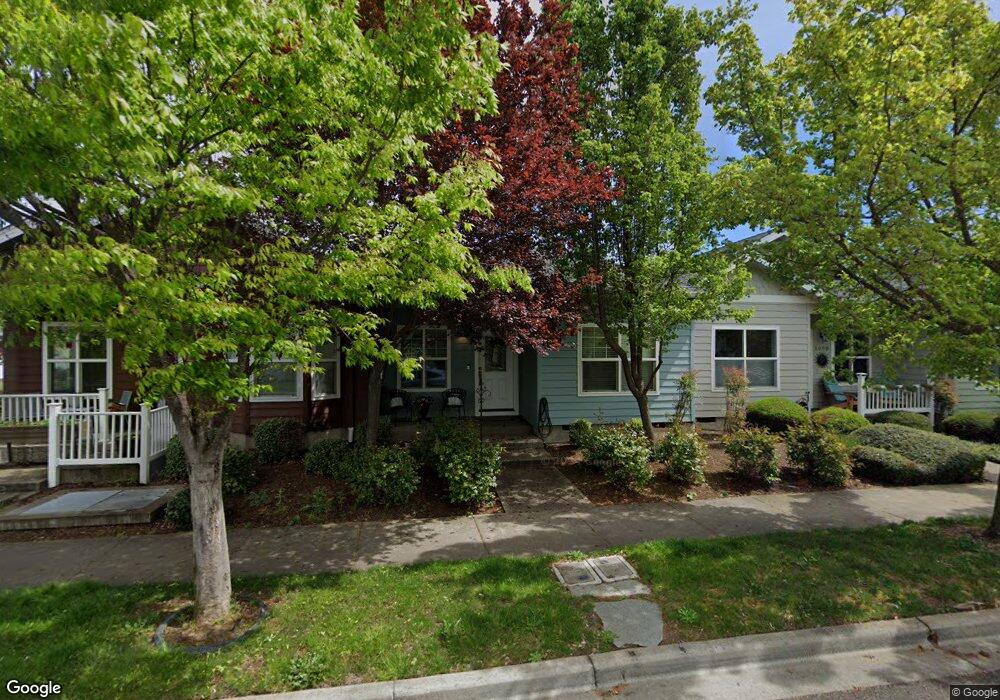 1094 Rustler Peak St, Central Point, OR 97502 - photo 1