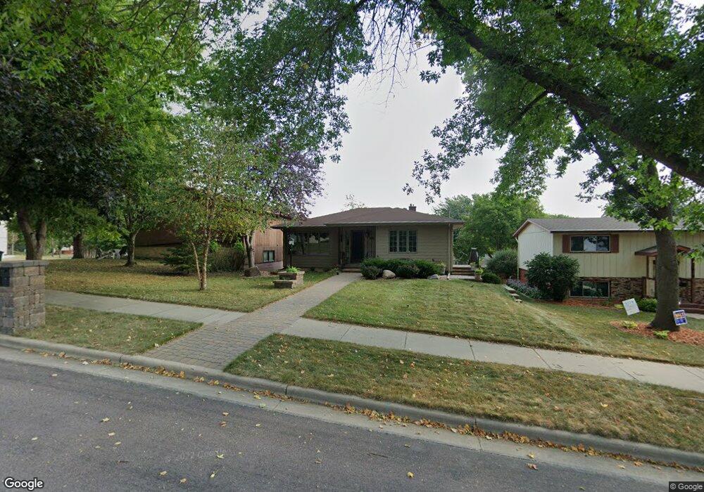 1624 N Jefferson St, New Ulm, MN 56073 - photo 1