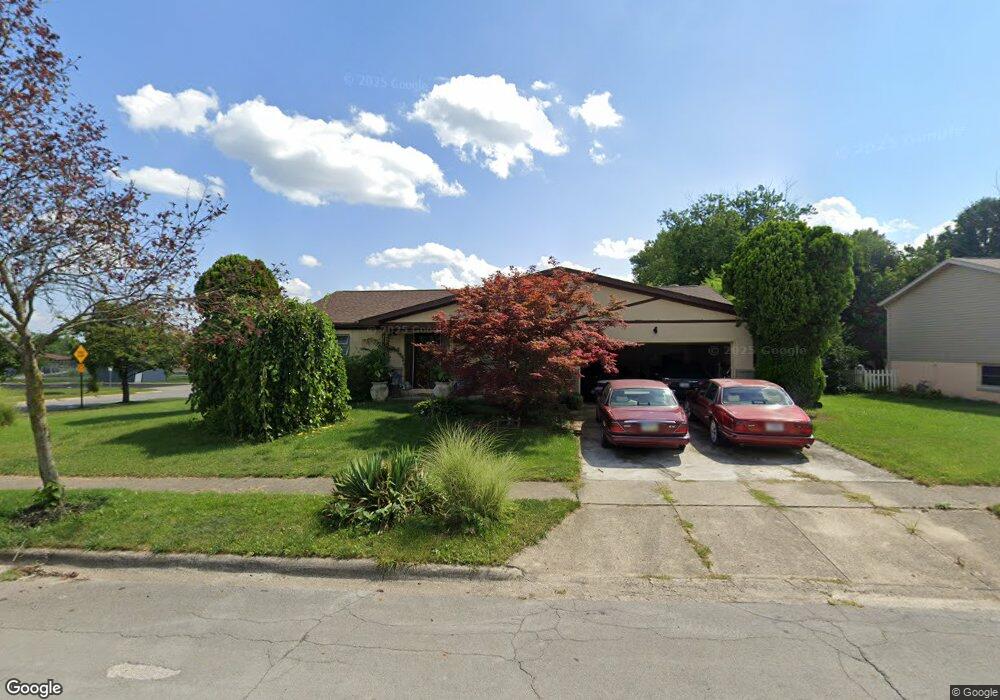 4901 Fox Ridge Ct, Columbus, OH 43228 - photo 1