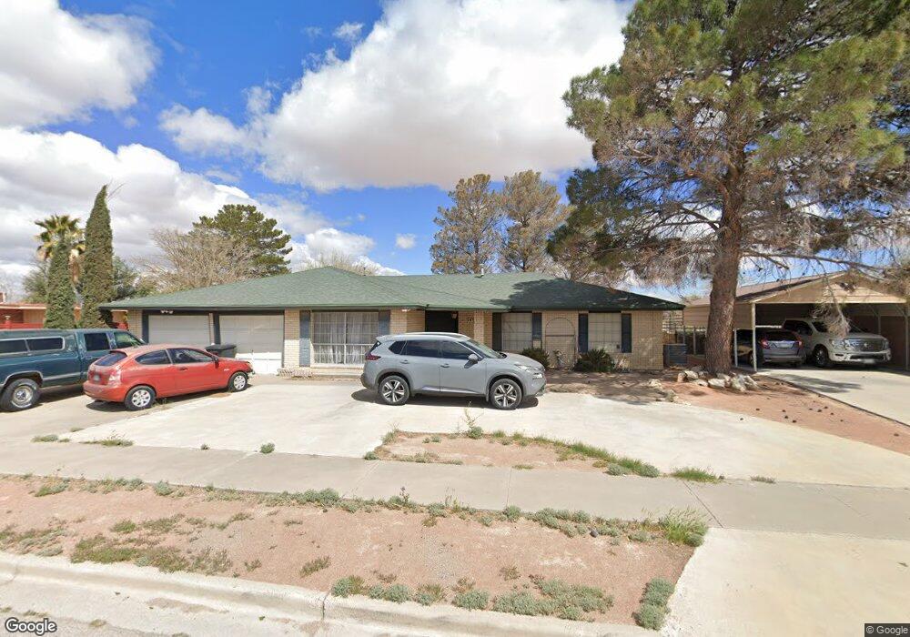 14905 Roslyn Dr, Horizon City, TX 79928 - photo 1