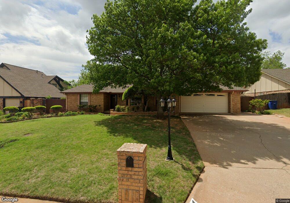 2201 Twin Dr, Duncan, OK 73533 - photo 1