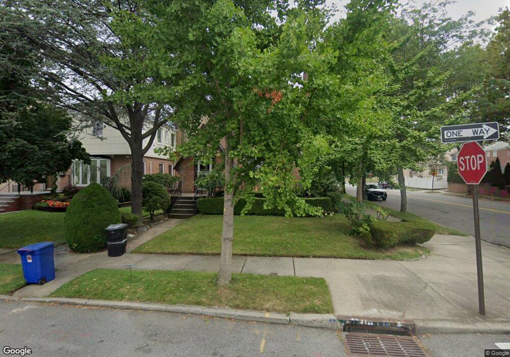 8059 192nd St, Hollis, NY 11423 - photo 1